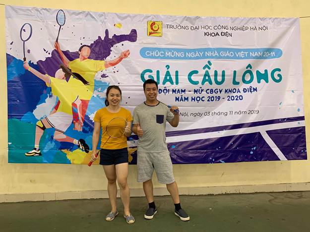 Khoa Điện tổ chức thành công giải cầu lông đôi nam nữ CB-GV năm 2019