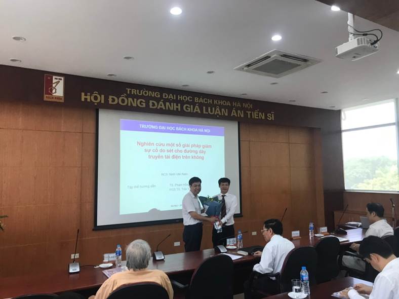 NCS Ninh Văn Nam bảo vệ thành công luận án Tiến sĩ